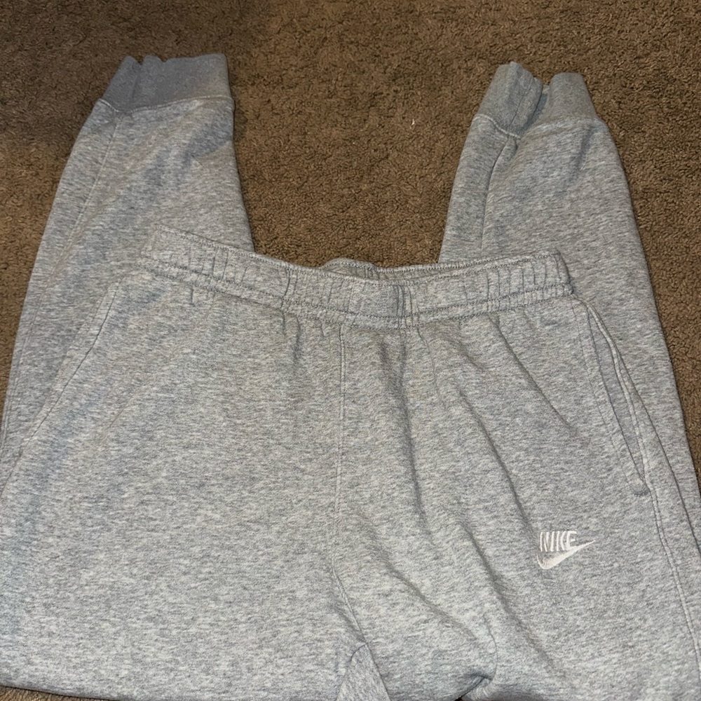Nike Men's Gray Joggers
